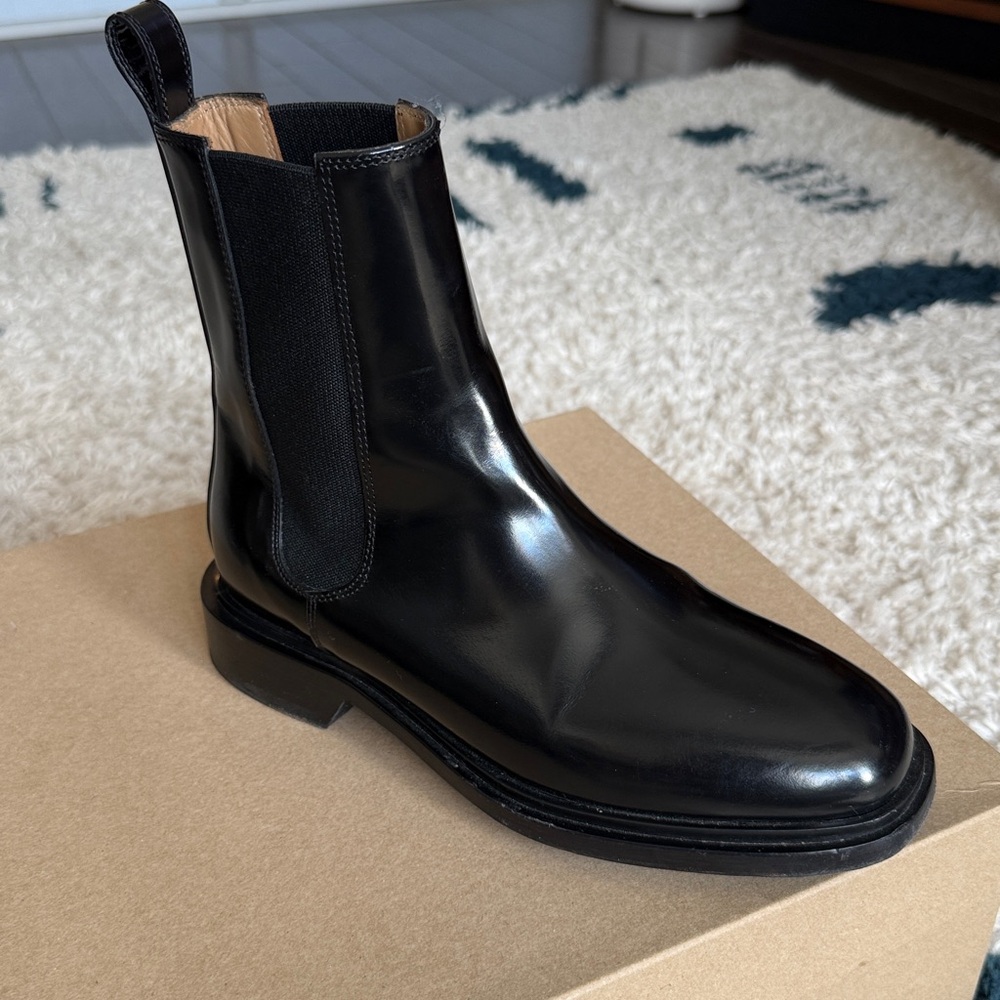 A.P.C. Black Leather Chelsea Boots - Picture 4 of 7
